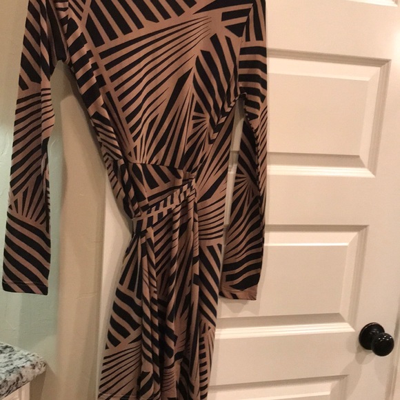 Wrap dress - Picture 4 of 4